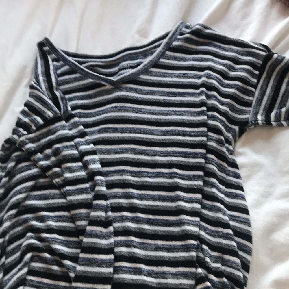 American eagle long sleeve shirt